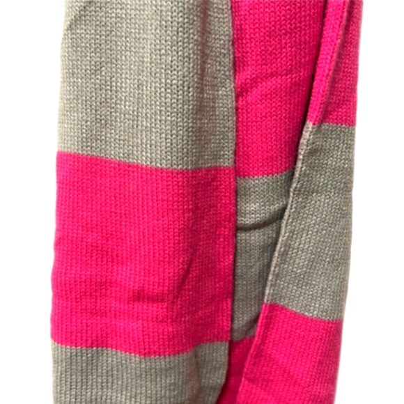 Nwot knit infinity scarf - Picture 7 of 7